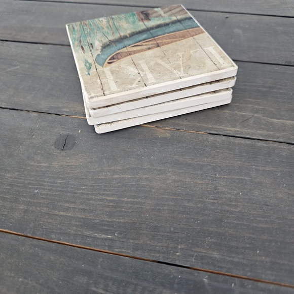 Set of 4 Daphne Brissonnet stone coasters - Picture 4 of 4